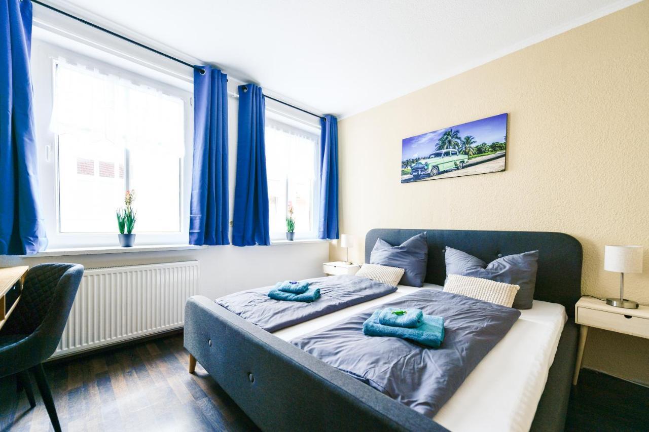 קוטבוס Fuerst-Pueckler-Apartment_Bis 6 Personen_Waschmaschine_Kueche_2X Parkplaetze_Terrasse_Netflix מראה חיצוני תמונה